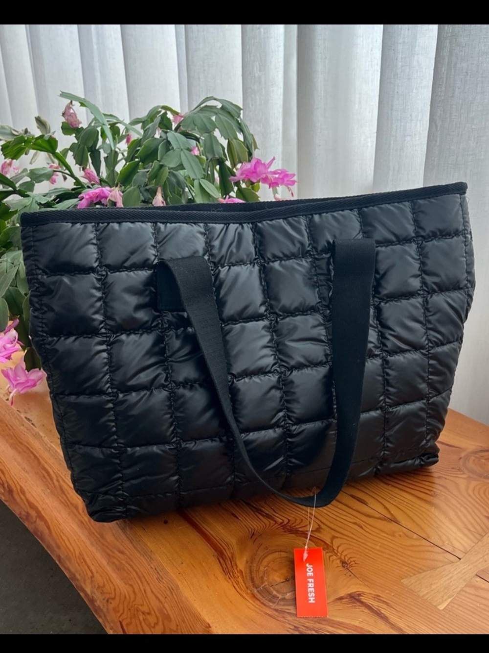 NWT Joe Fresh Puffer Bag / Tote